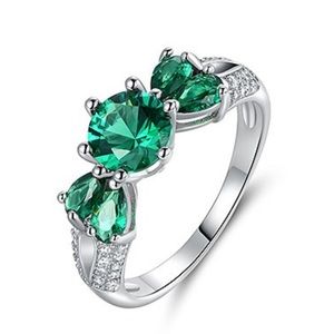 Emerald & CZ cocktail ring 8 NEW